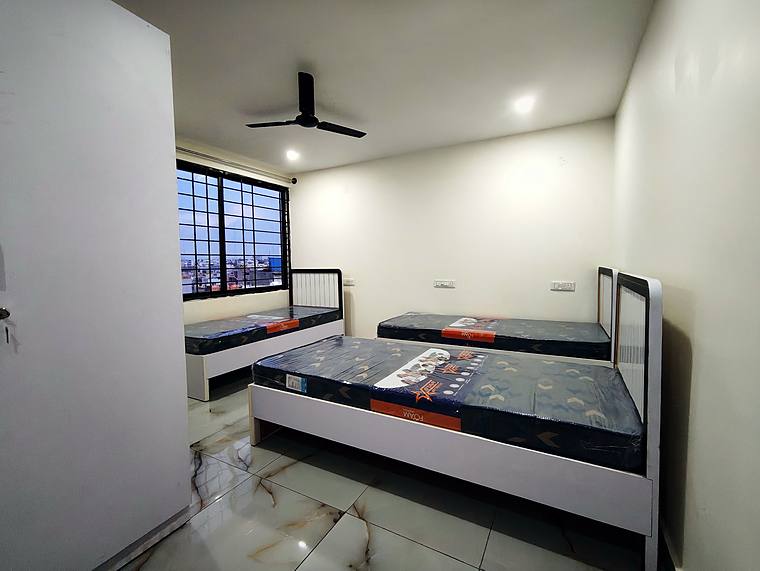 Single Room at Vaikuntum Elite Co-Living, Bommanahalli